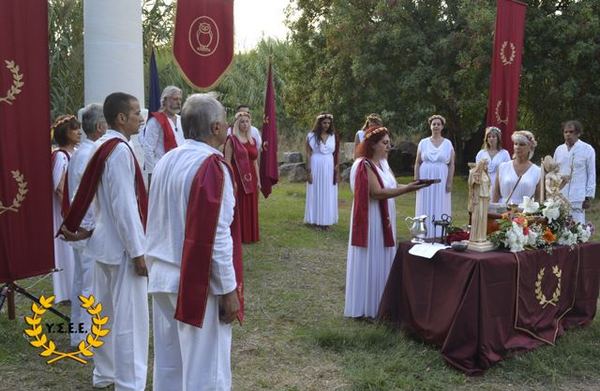 http://www.ysee.gr/images/11225068_10153148541809562_5873180186592061526_n-web.jpg