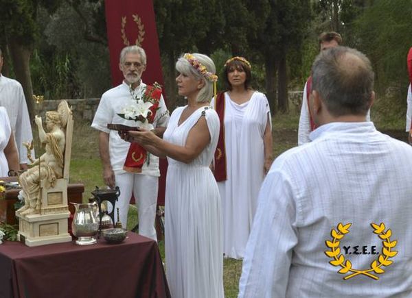 http://www.ysee.gr/images/12037971_10153148539224562_3057788691160810612_n-web.jpg