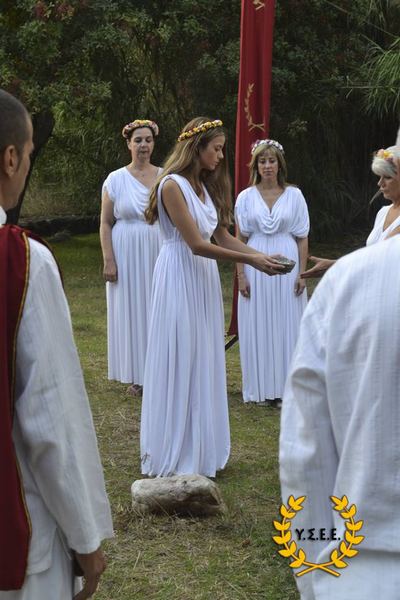 http://www.ysee.gr/images/12039418_10153148541394562_7153301121449916780_n-web.jpg