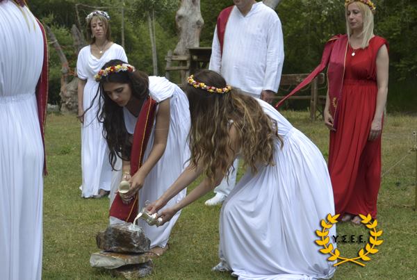 http://www.ysee.gr/images/10847953_10152954181969562_2891615974237266982_n.jpg