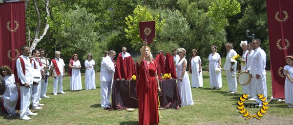 http://www.ysee.gr/images/11113834_10152954180624562_3786058517541169808_n.jpg