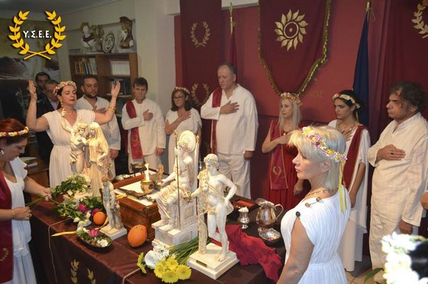 http://www.ysee.gr/images/12390835_10153280004089562_2076727941822519137_n-web.jpg