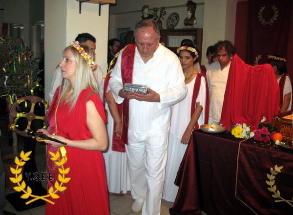 http://www.ysee.gr/images/12400556_10153281324244562_5410268198856688623_n-web.jpg