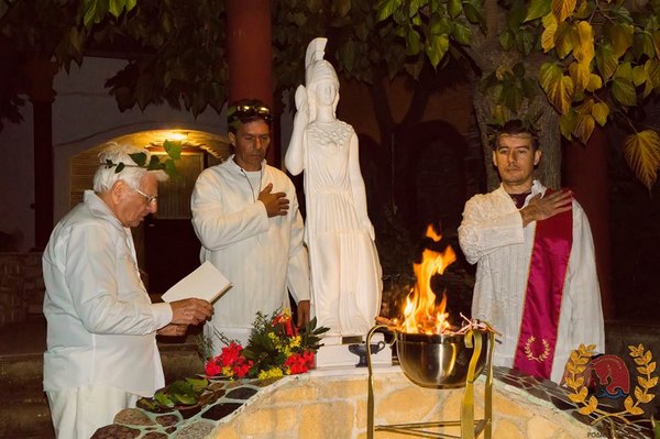 http://www.ysee.gr/images/1915439_1057350547618957_6158344633736147364_n-web.jpg