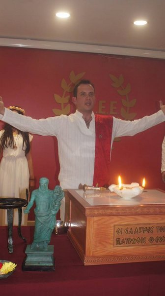 http://www.ysee.gr/images/12376513_10153280959324562_2312186280817265479_n-web.jpg