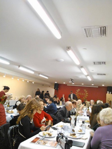 http://www.ysee.gr/images/12404232_10153594220087530_1463332223_n-web.jpg